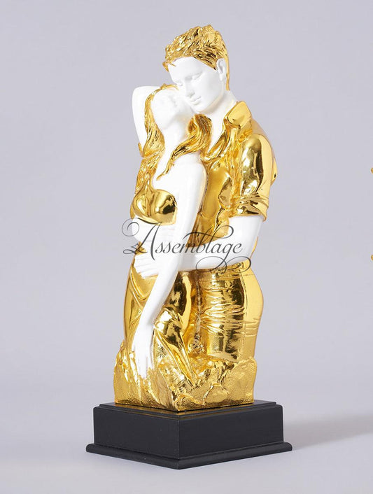 Gold Electroplated Valentine Couple Figure