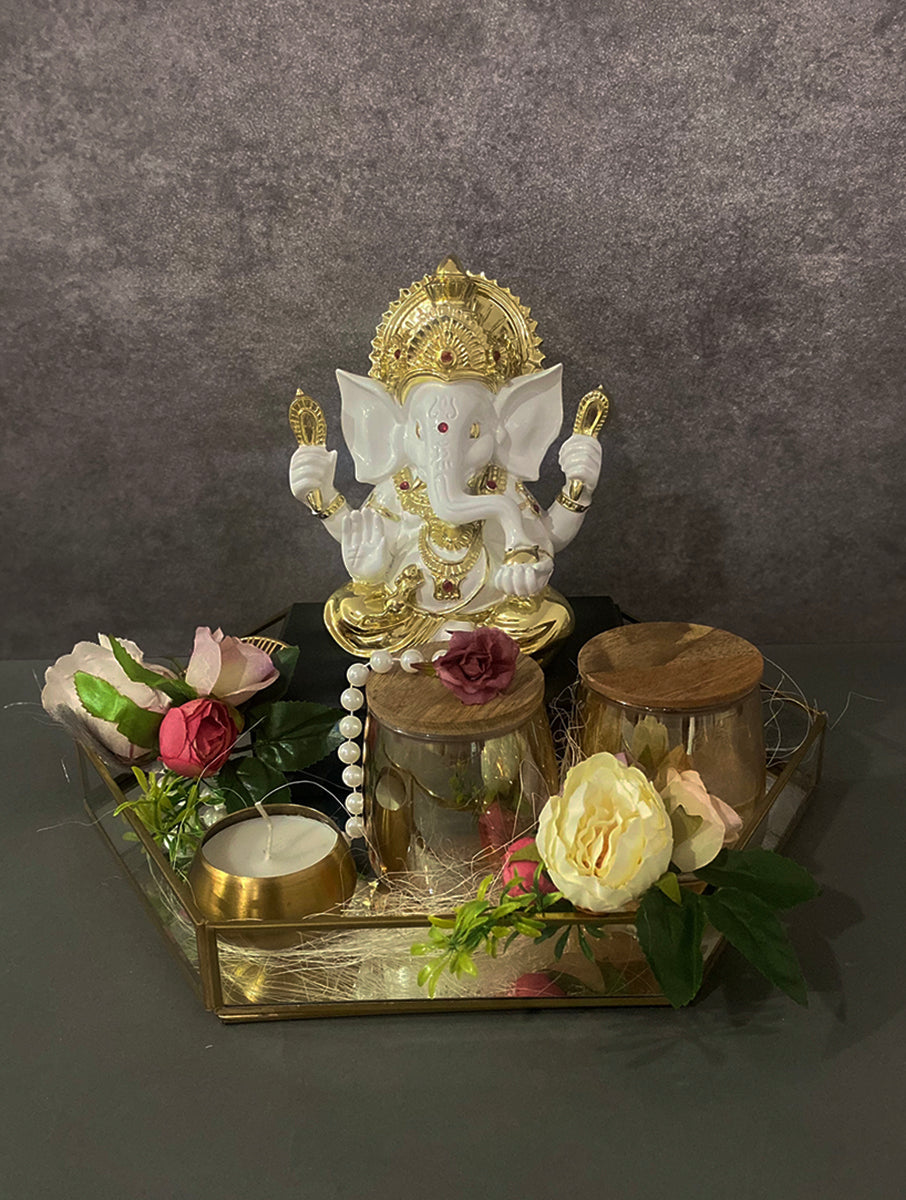 Gold Gajkarna Ganpati Hamper