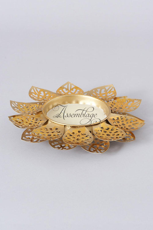 Lasercut Lotus Wax Candle Urli